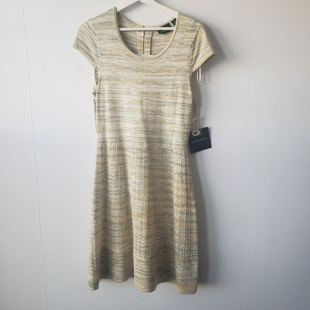 Cynthia Rowley cap sleeve fit and flare knit‎ dress size L